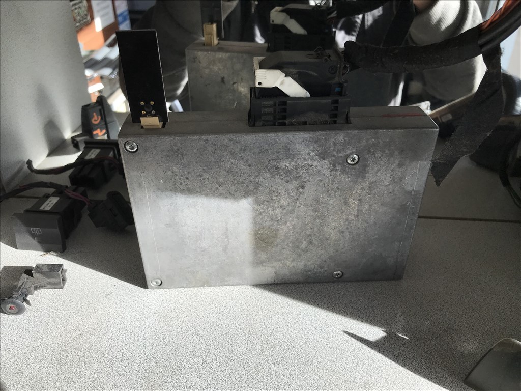 Skoda Octavia II Bluetooth modul 2. kép