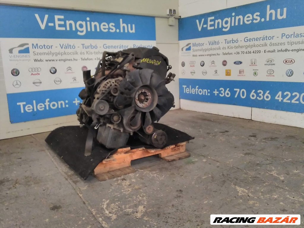 Iveco Daily 2,3HPI F1AE0481V bontott motor  1. kép