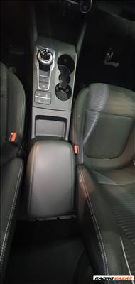 Ford Focus mk4 gyári könyöklő középbox 