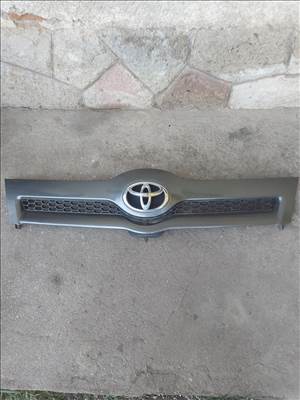 Toyota Corolla Verso (AR10) Hűtőrács L2643 531110f020