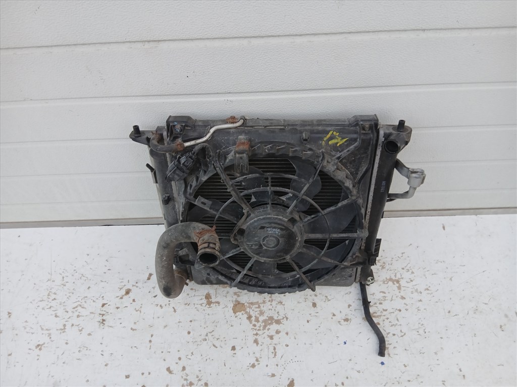 Kia Ceed I. 1.6 crtdi D4FB hűtősor 3. kép