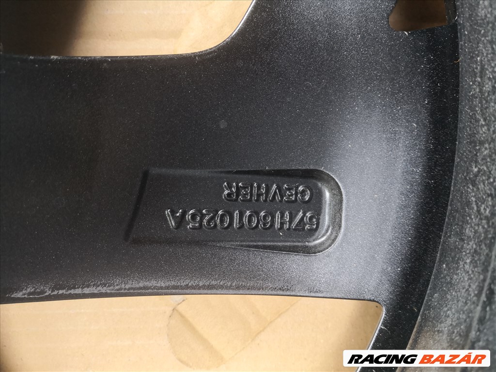 Skoda 19-es sérült alufelni 1db 4. kép