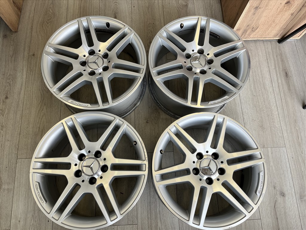 Mercedes gyári AMG 7.5/8.5x17 kétszéles alufelni garnitúra 1. kép