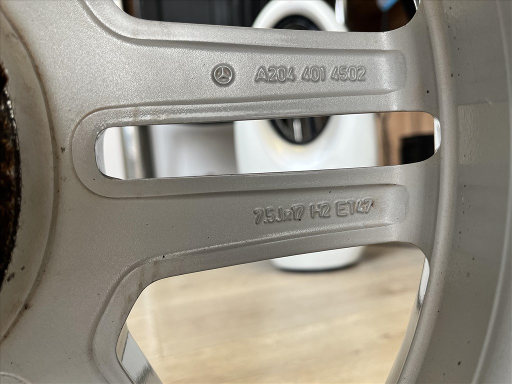 Mercedes gyári AMG 7.5/8.5x17 kétszéles alufelni garnitúra 7. kép