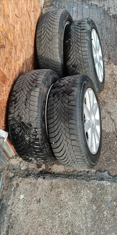  5x112 lyukosztású 16" használt MAM alufelni, rajta 205/55 használt Bridgestone téli gumi gumi  8. kép