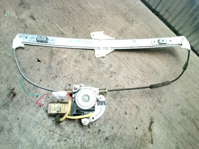 MAZDA MPV 99-05 Jobb első ablakemelő szerkezet elektromos 1. kép