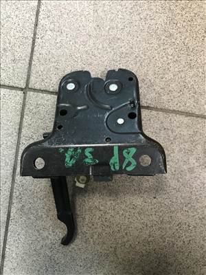 Audi A3 (8P) / 3 ajtós / * csomagtér zár