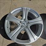 5x112 18 Gyári Merci alufelni 140000ft a 4db/87/