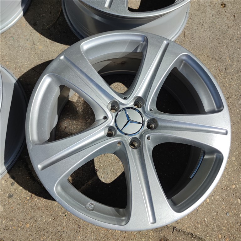 5x112 18 Gyári Merci alufelni 140000ft a 4db/87/ 3. kép