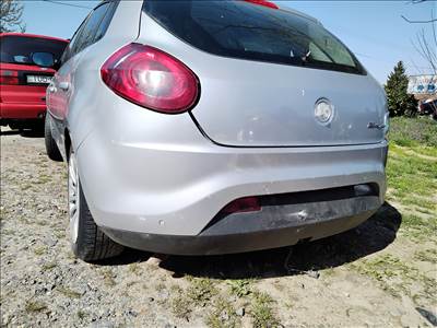 Fiat Bravo 1.9Jtd hátsó lökhárító 