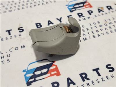 BMW E81 E82 E87 F45 F46 E92 F30 F31 F34 F35 F80 F32 F36 F82 E60 F10 F06 F13 F01X1 X3 X4 X5 X6 sedan touring szürke napellenző rögzítő tartó fül konzol tetőkárpit