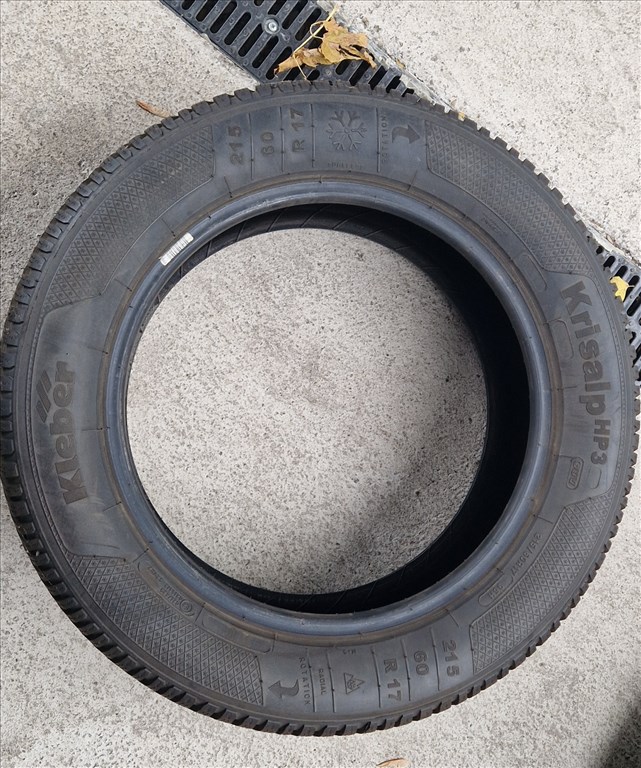  215/6017" újszerű Kleber téli gumi gumi 1. kép