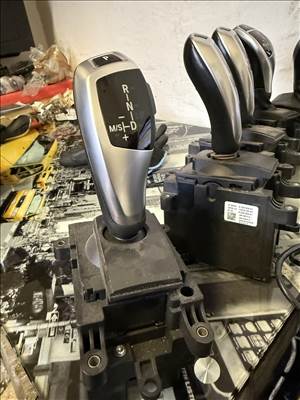 BMW 5-ös sorozat F10/F11 Bmw f10 f11 angol váltókar 9251188