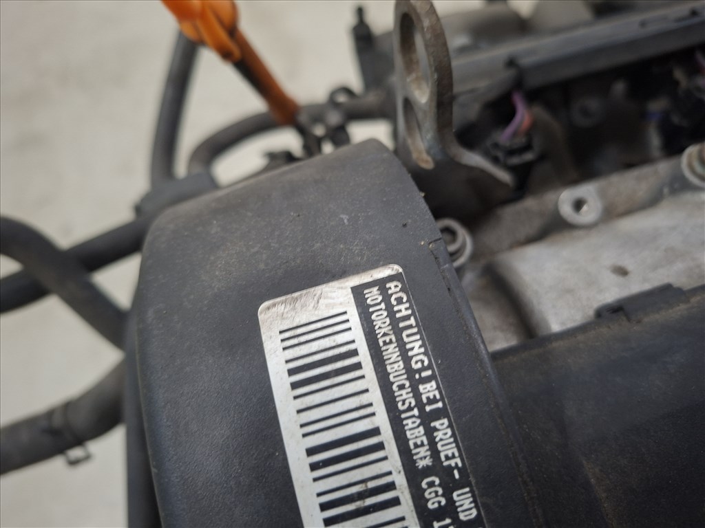 Volkswagen Golf VI 1.4 16V CGG motor, komplett (26020) 15. kép