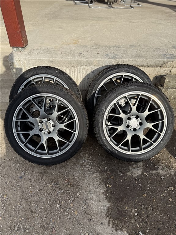  5x112 lyukosztású 19" használt BBS alufelni, rajta 255/40 használt téli gumi gumi  1. kép