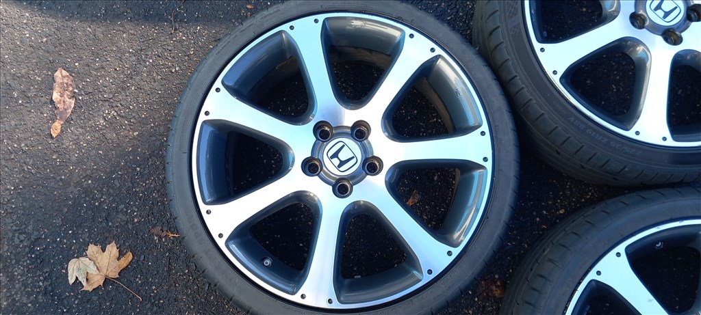 Gyári Honda 19-es alufelni 5x114.3  3. kép