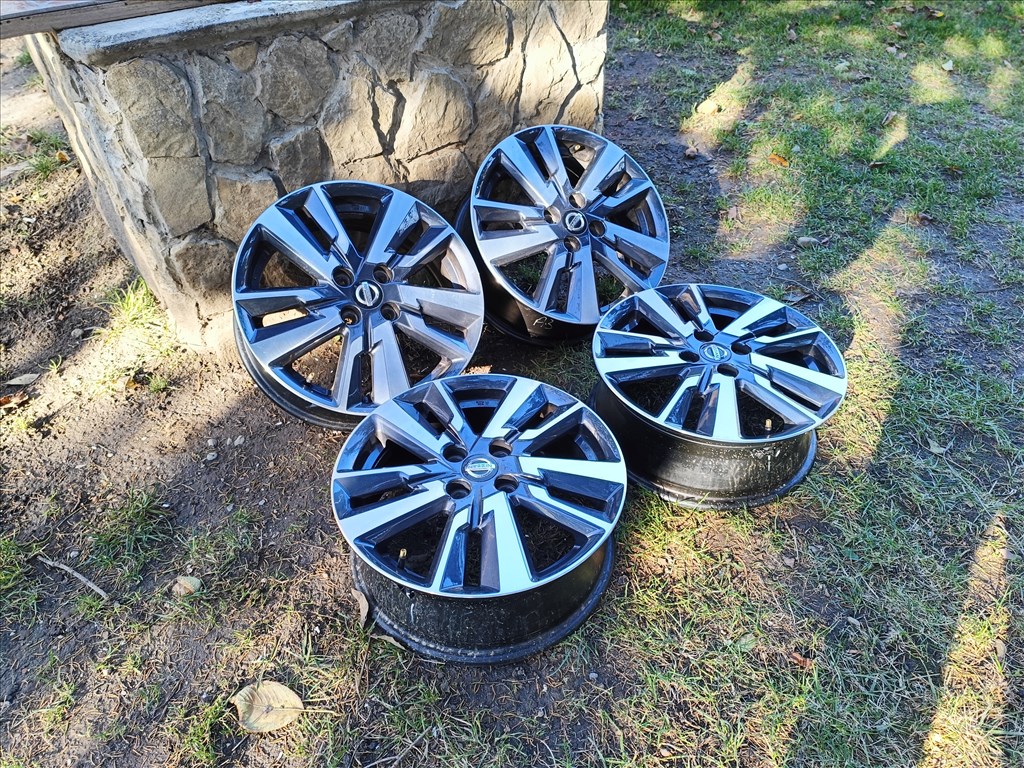  4x100 lyukosztású 6J 16" Nissan újszerű (gyári felni) alufelni, szenzorok 2. kép
