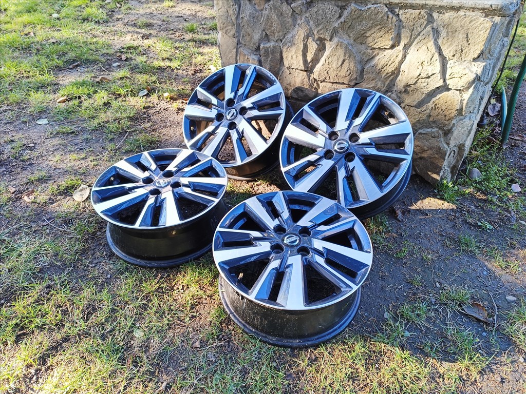  4x100 lyukosztású 6J 16" Nissan újszerű (gyári felni) alufelni, szenzorok 3. kép