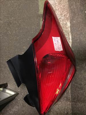 Ford Focus Mk3 2015- Jobb hátsó lámpa ledes ( 5 ajtóshoz )