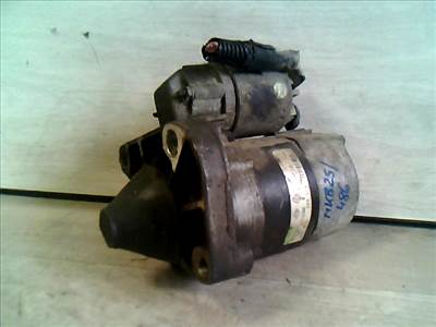 RENAULT MEGANE 95-99 Önindító. benzines