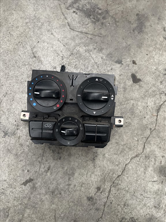 Mercedes Vito (2nd gen) W639 Fűtés kapcsoló  1. kép