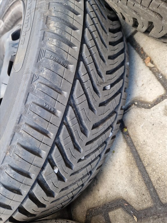  VW Golf 4, Bora 5x100 15" lemezfelni 195/65 újszerű Sebring négyévszakos gumival (25894) 13. kép