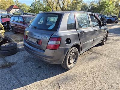 Fiat Stilo 1.9 JTD 115 HÁTSÓ lökhárító 