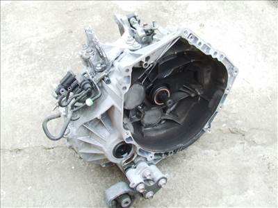 Mazda 3 (BM) sebességváltó D6040