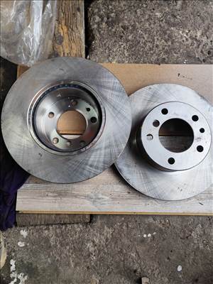 BMW 525 E39 E 39 525 tds féktárcsák stb...