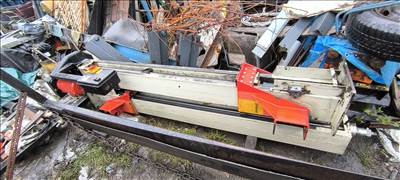 Alvázkeretes orsós csápos emelő 2,5 tonnás 