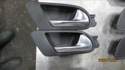 Volkswagen Tiguan I Jobb első belső kilincs 5n1-5n2837114