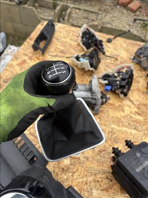 Volkswagen Golf Plus Váltógomb, váltószoknya 