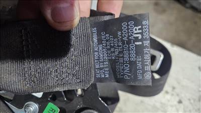 Kia Cee'd (JD) 1.6 CRDi 128 Jobb első biztonsági öv 