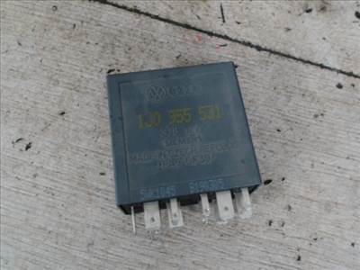 SEAT LEON 99- Ablaktörlő relé