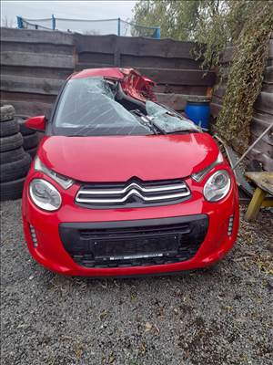 Citroën C1 II bontott alkatrészei