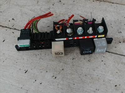 SEAT LEON 99- Biztosítéktábla BCM BSI BSM SAM GEM modul 