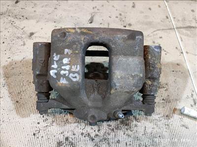 TOYOTA AVENSIS T27 Jobb első Féknyereg Munkahengerrel