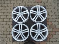  20-as gyári Mercedes alufelni makulátlan állapotban eladó