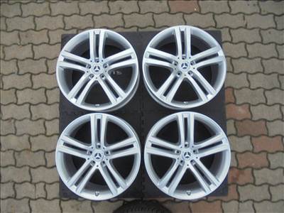  20-as gyári Mercedes alufelni makulátlan állapotban eladó