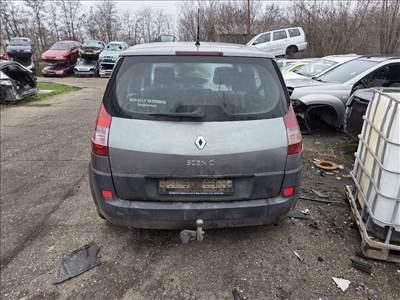 Renault Scénic II 1.5 dCi CSOMAGTÉR ajtó 