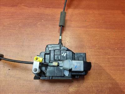 NISSAN PULSAR Bal hátsó Ajtózár