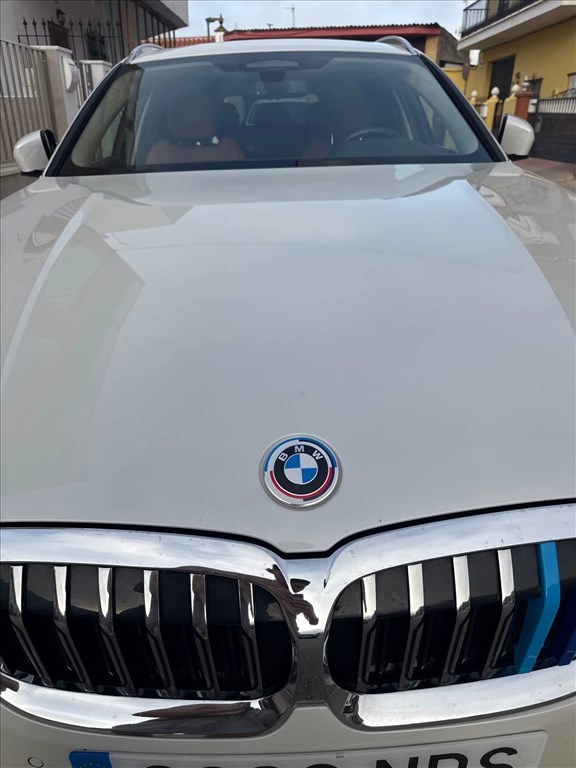 BMW embléma 74 -82 mm   kk-fehér, full fekete, 50 ves jubileumi 2. kép