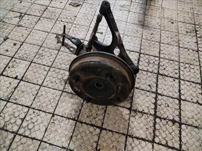 TRABANT 601 Csonkállvány kerékaggyal bal első