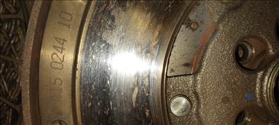 Audi A6 (C6 - 4F) Avant 2.0 TDI e Kuplungszett 415024410