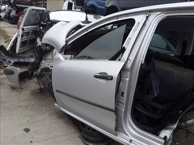 Peugeot 208 I 68 VTi Hátsó híd 