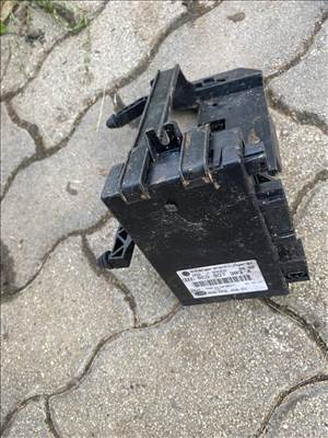 Volkswagen Touareg I V10 TDI VW Vonóhorog elektronika AUDI A4 B6 8e0907383A