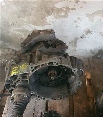 Volkswagen Passat B6 2007 VW Passat 2.0l pdti váltó 24.03 jlu06027p01