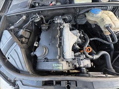 Audi A4 (B6/B7) 2.0 TDI 2.0 tdi BLB motor 