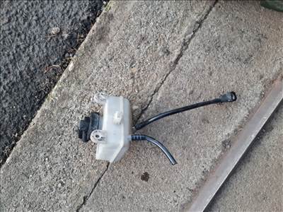 Ford Focus Mk1 fékolaj tartály 98AB2C217AC, L481485