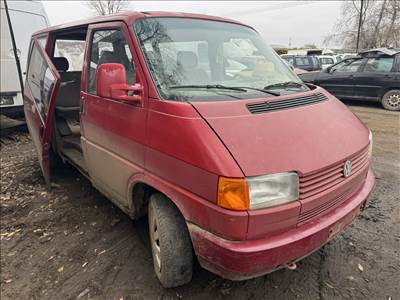 Volkswagen Transporter T4 2.4D -AAB-  bontott alkatrészei